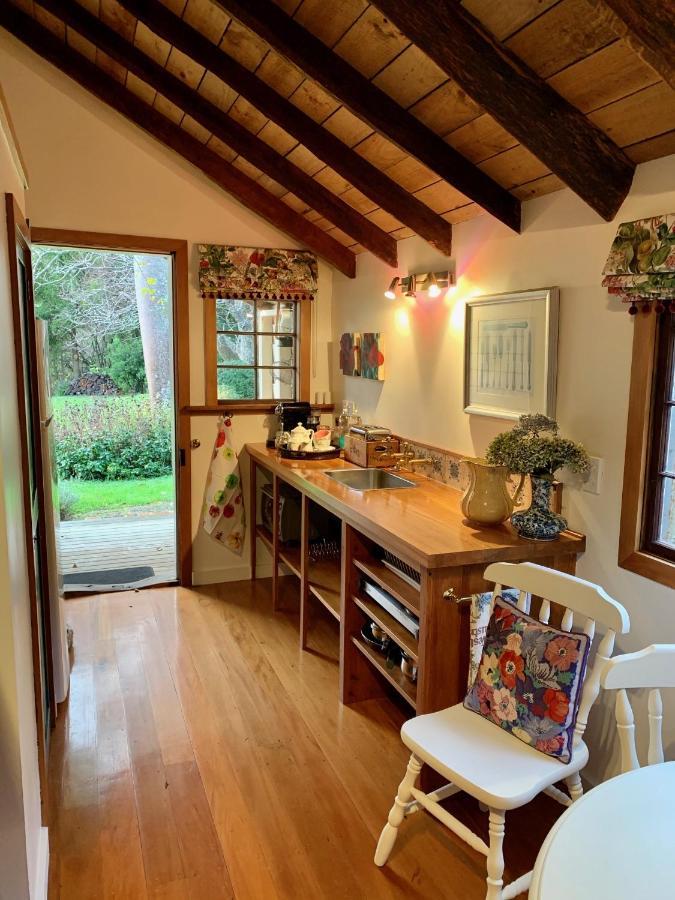 Mill Cottage - Boutique Accommodation And Garden Akaroa Exterior photo